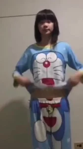 给刚成年羞涩乖乖女开苞真刺激！